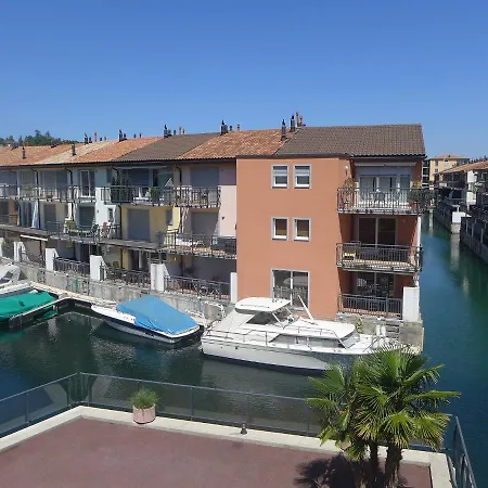 Holiday Tasman S4-r Holiday home Le Bouveret